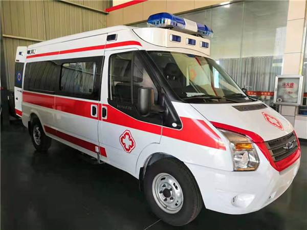龙华区福特V362救护车